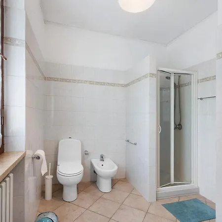 Nyaraló Fox Angera